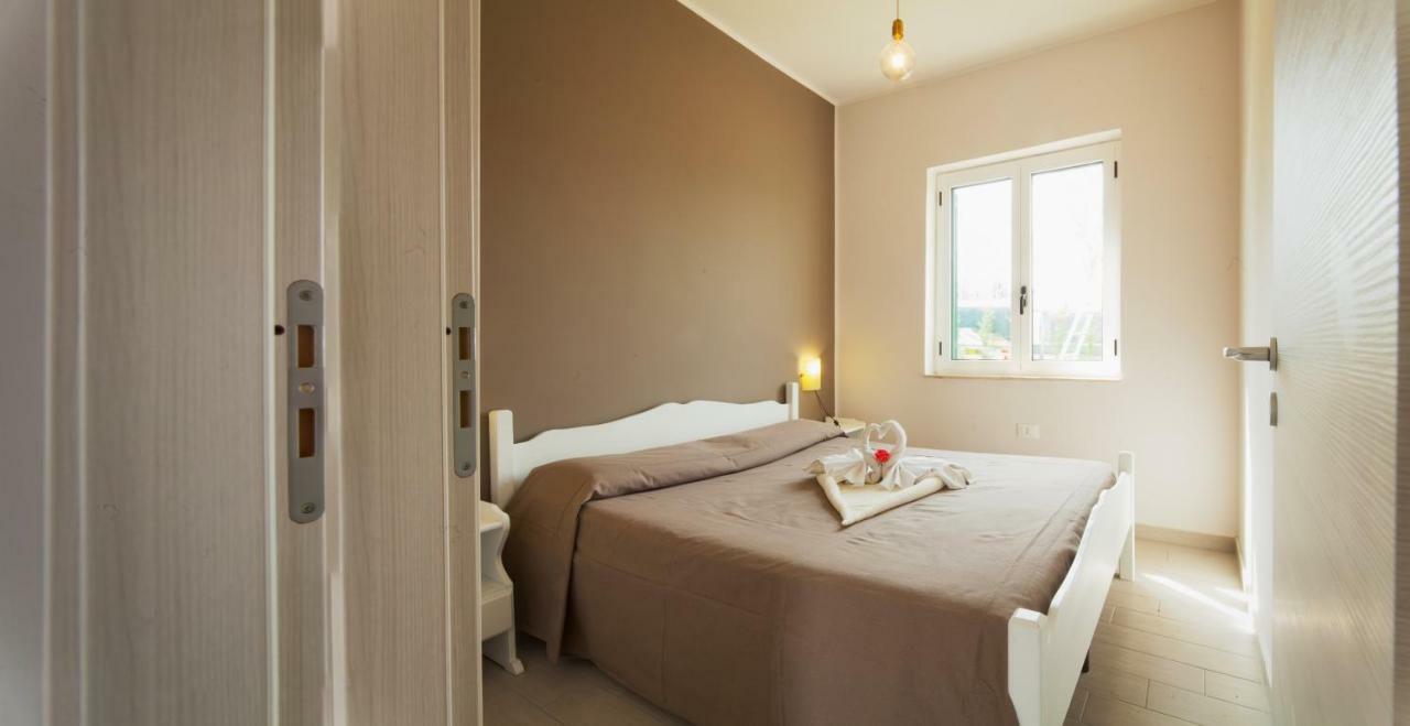 Marina Di Rossano Village Club Екстериор снимка